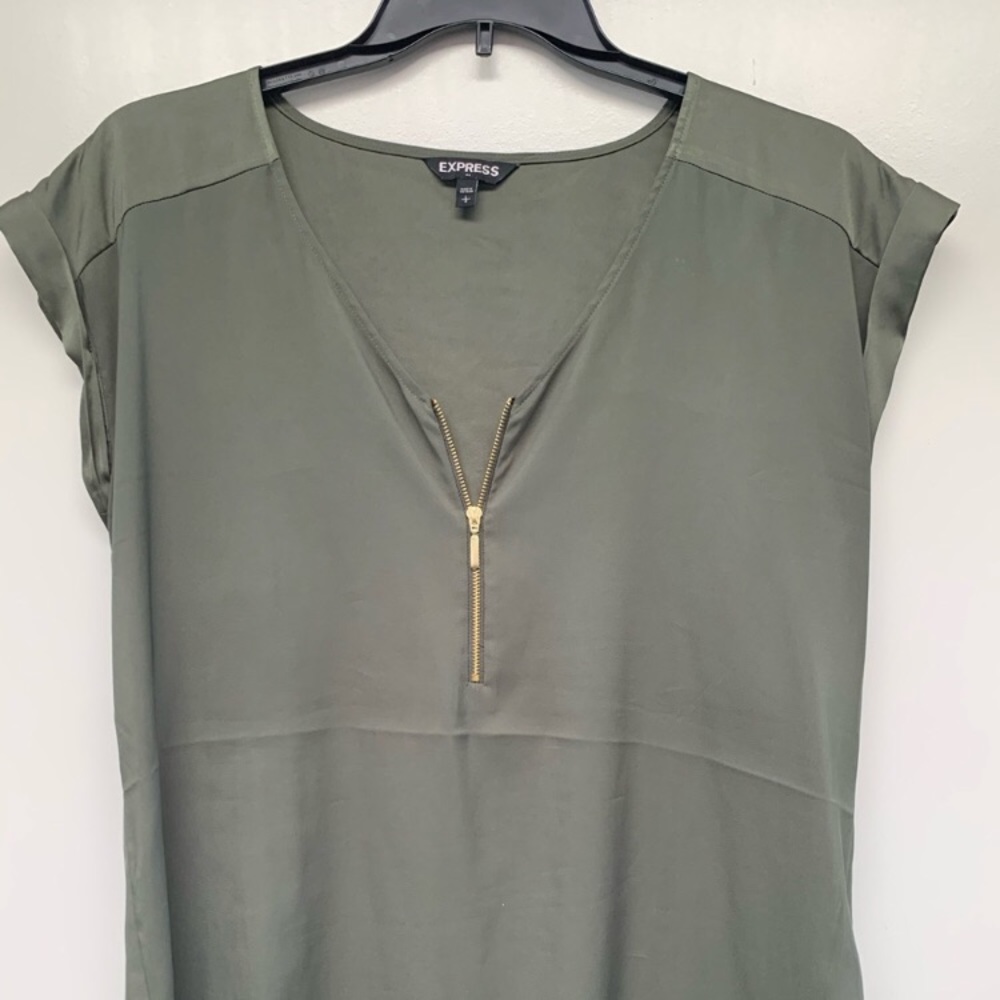 EXPRESS Zip Blouse